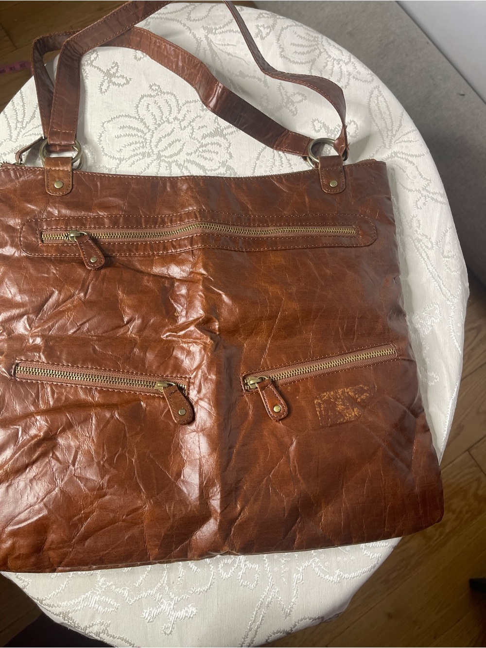 Women's Tan Leather Messenger Bag with Zip Pockets